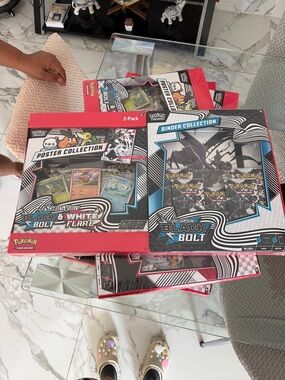 Pokemon Red and Black Binder & Poster Collection Set